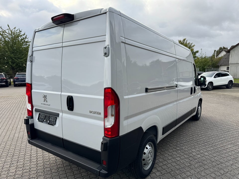 Peugeot Boxer 435 2,2 BlueHDi 165 L3H2 Premium