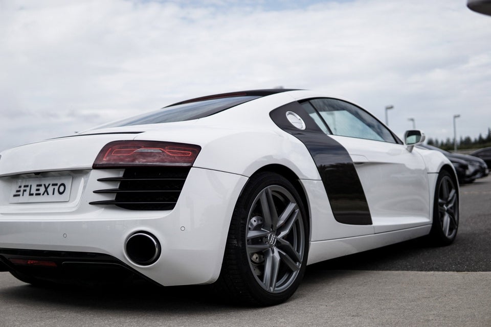 Audi R8 4,2 FSi Coupé quattro S-tr. 2d