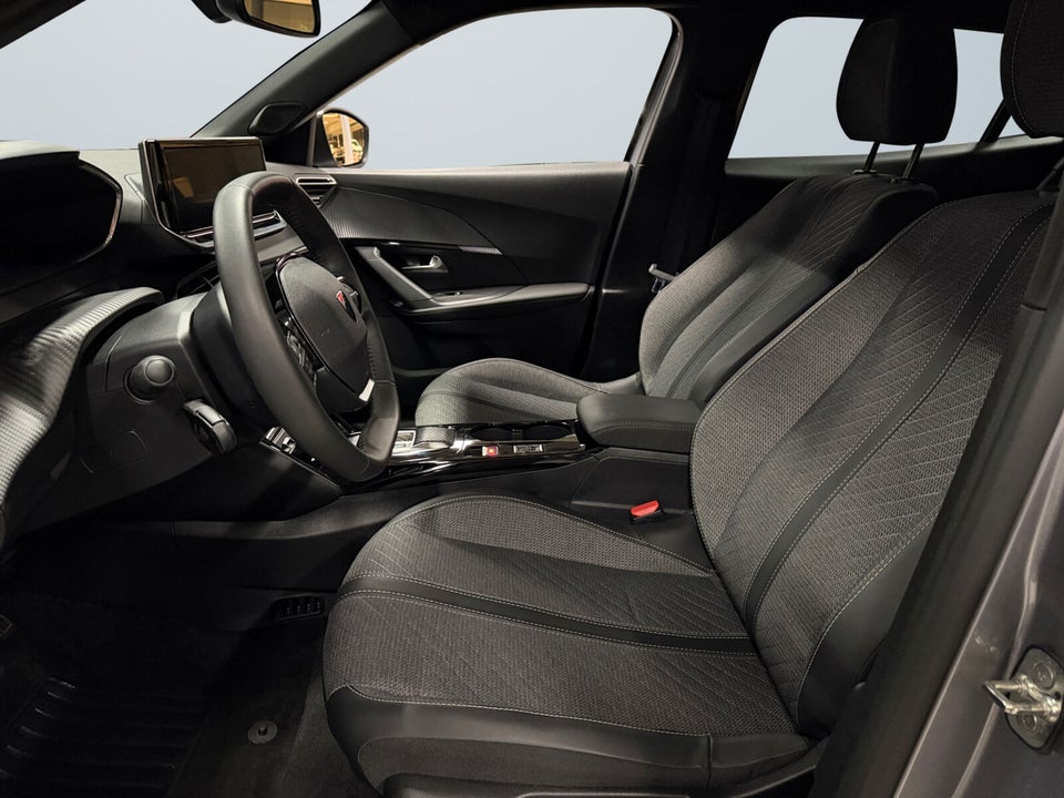 Peugeot e-2008 50 Allure 5d