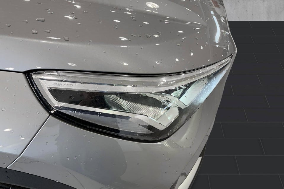 BMW iX1 eDrive20 X-Line 5d