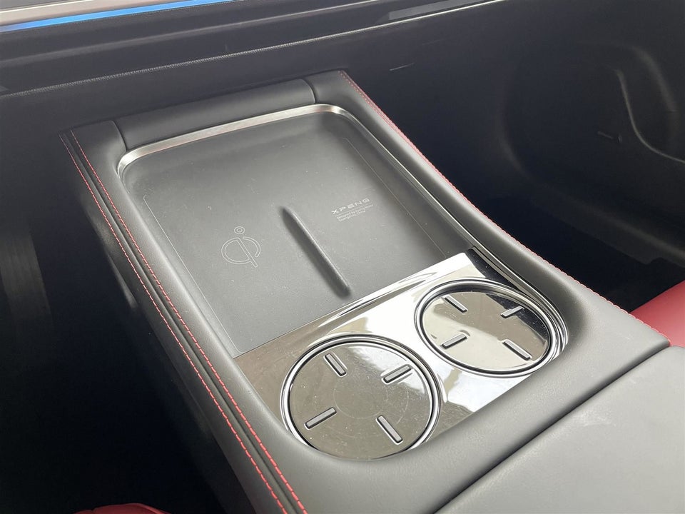 Xpeng P7 Performance 4d