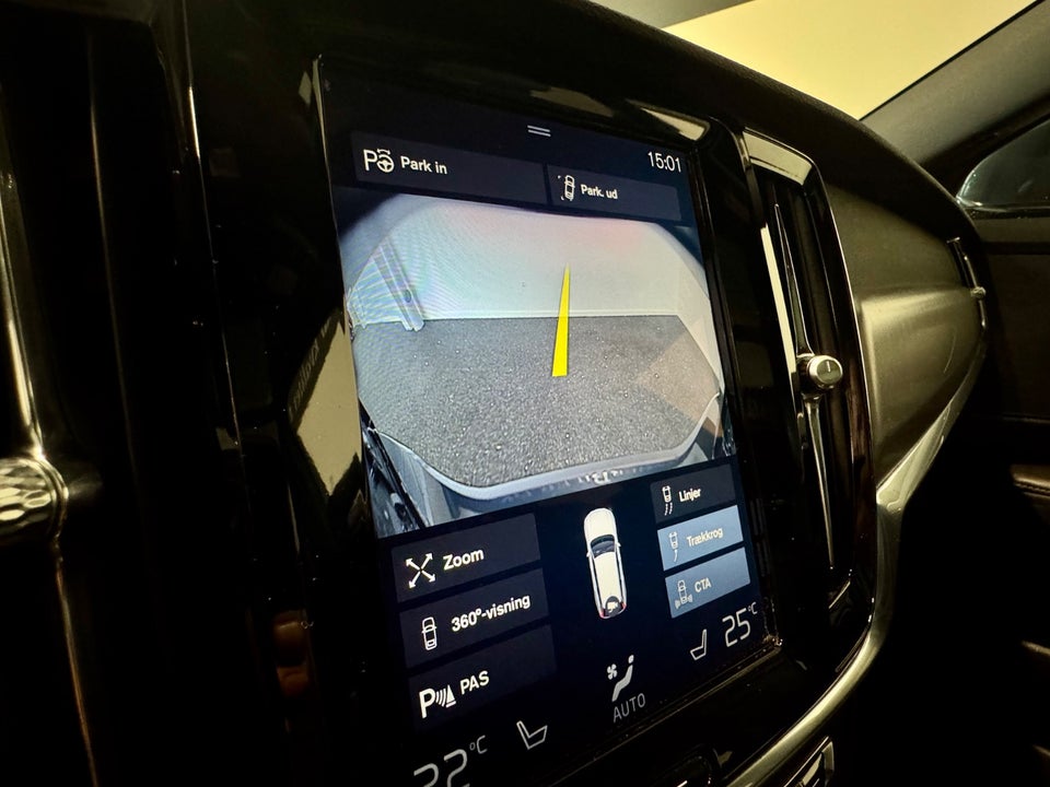 Volvo V90 2,0 T5 254 Momentum aut. 5d