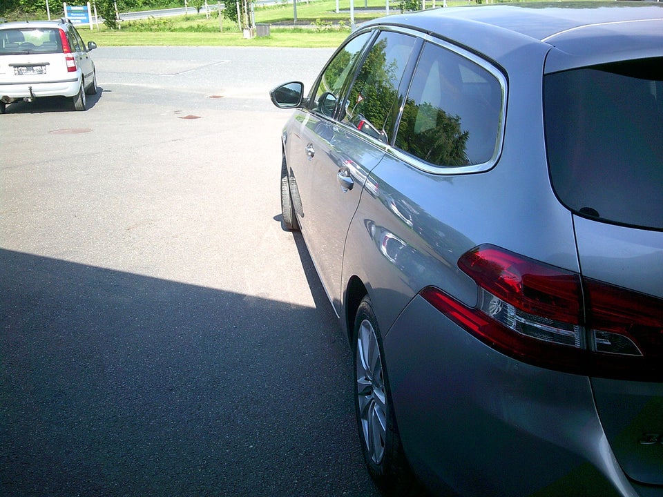 Peugeot 308 1,6 BlueHDi 120 Active SW 5d