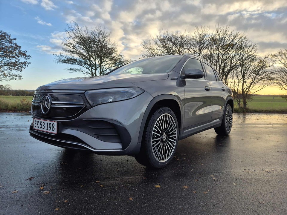 Mercedes EQA300 AMG Line 4Matic 5d