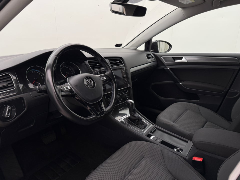 VW e-Golf VII 5d
