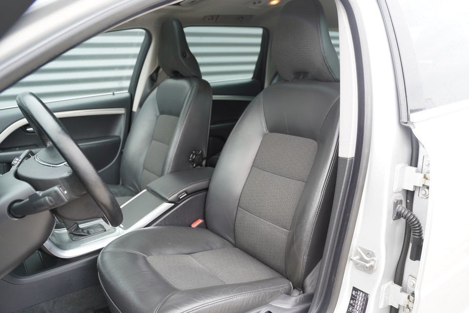 Volvo V70 1,6 D2 115 Momentum aut. 5d