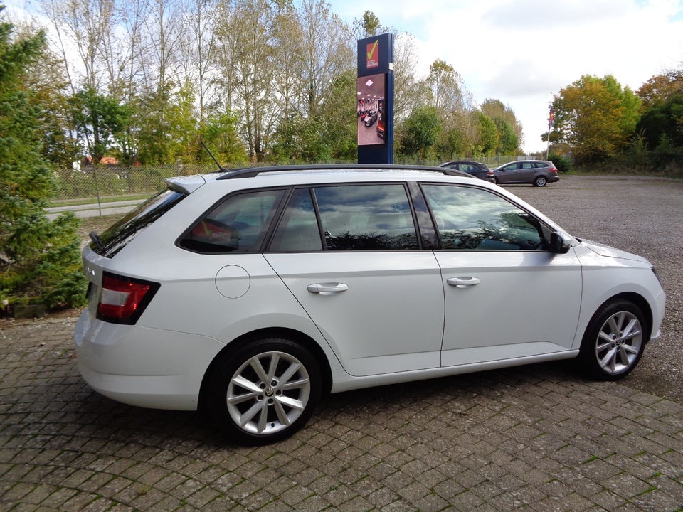 Skoda Fabia 1,2 TSi 110 Ambition Combi 5d