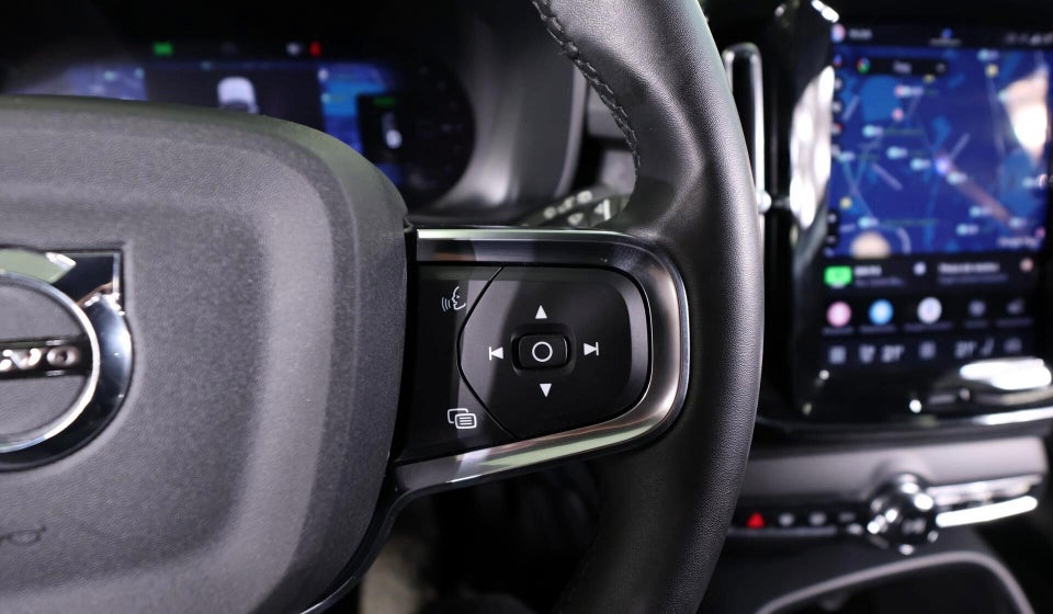 Volvo XC40 ReCharge Extended Range Plus 5d