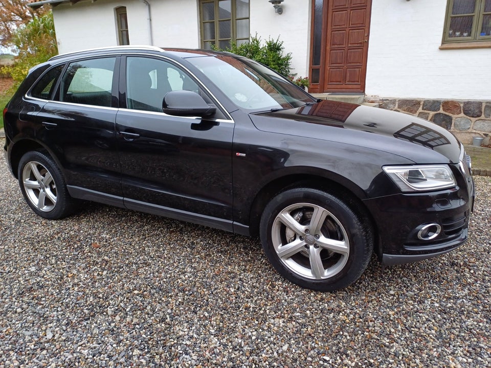 Audi Q5 3,0 TDi 245 S-line quattro S-tr. Van 5d