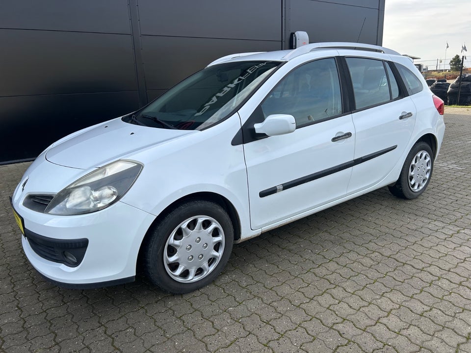 Renault Clio II 1,2 8V Basic 3d