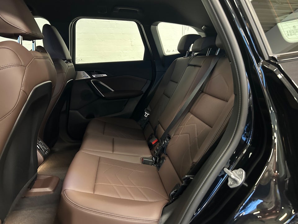 BMW iX1 xDrive30 Fully Charged M-Sport 5d