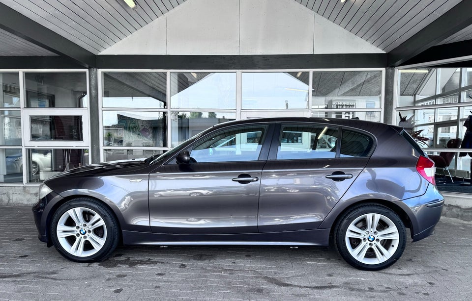 BMW 120d 2,0 Advantage 5d