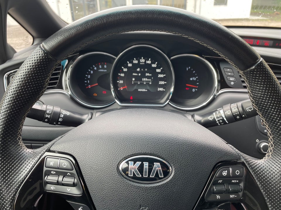 Kia Ceed 1,6 CRDi 136 GT-Line SW 5d