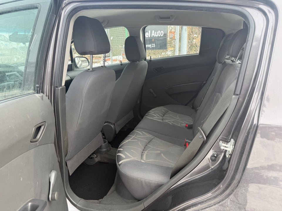 Chevrolet Spark 1,0 LT 5d