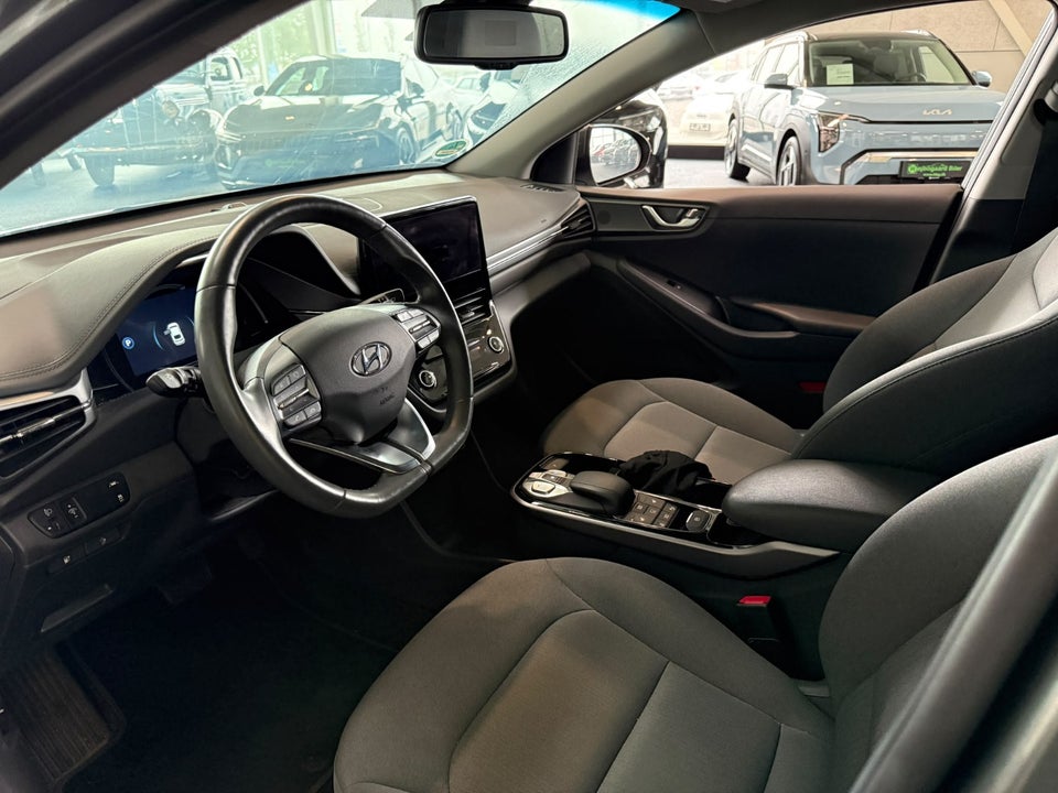 Hyundai Ioniq 40 EV Trend 5d
