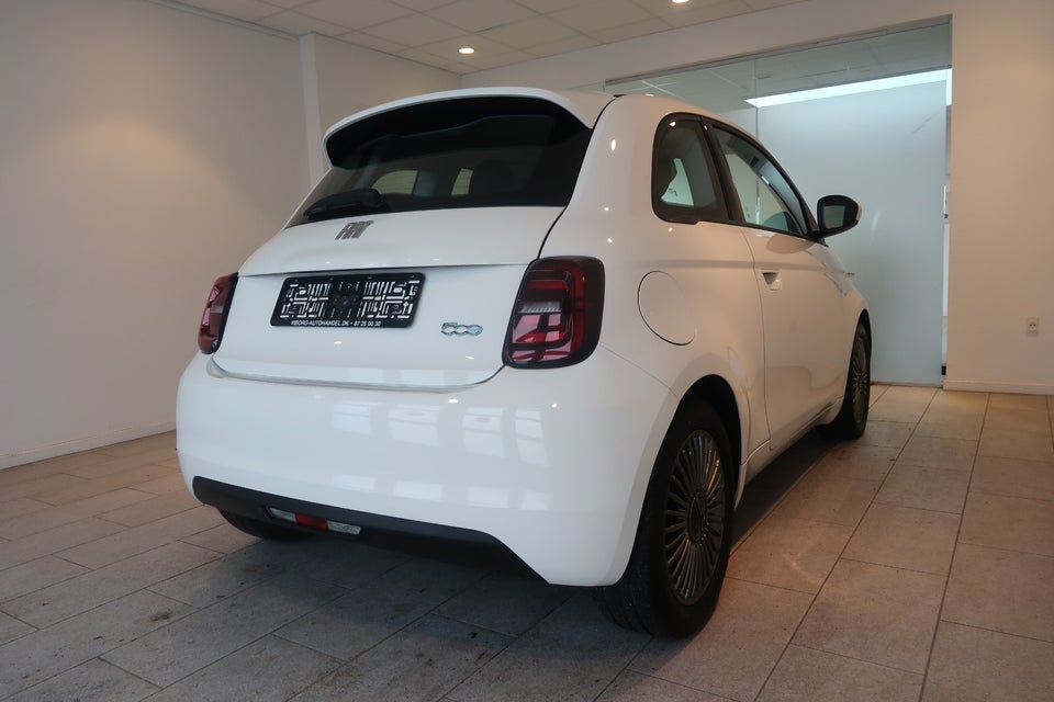 Fiat 500e 42 Icon 3d