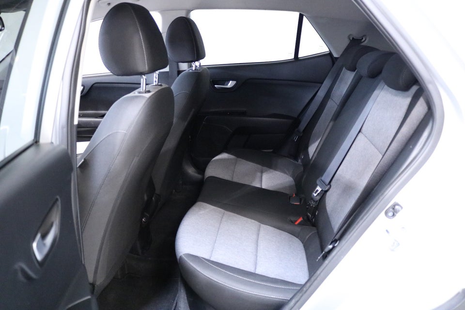Kia Stonic 1,0 T-GDi mHEV Prestige iMT 5d