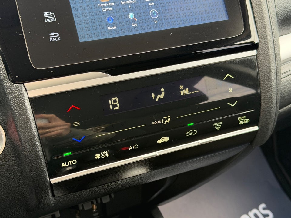 Honda Jazz 1,3 i-VTEC Elegance 5d