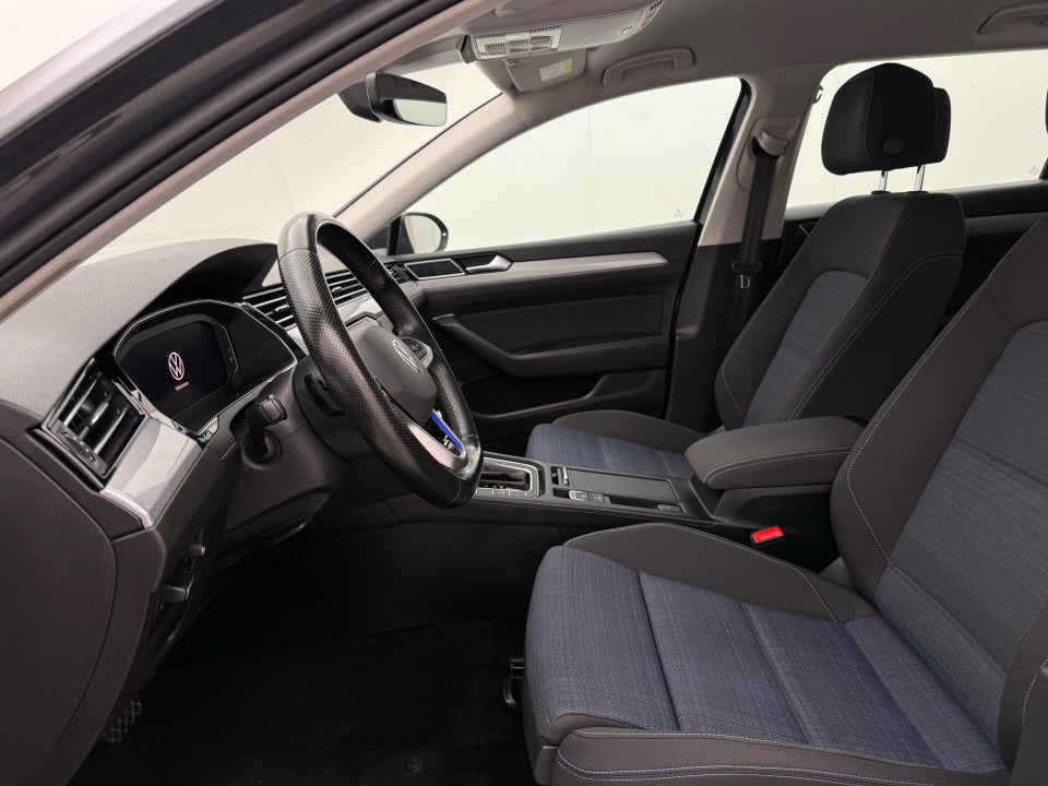 VW Passat 1,4 GTE High Variant DSG 5d