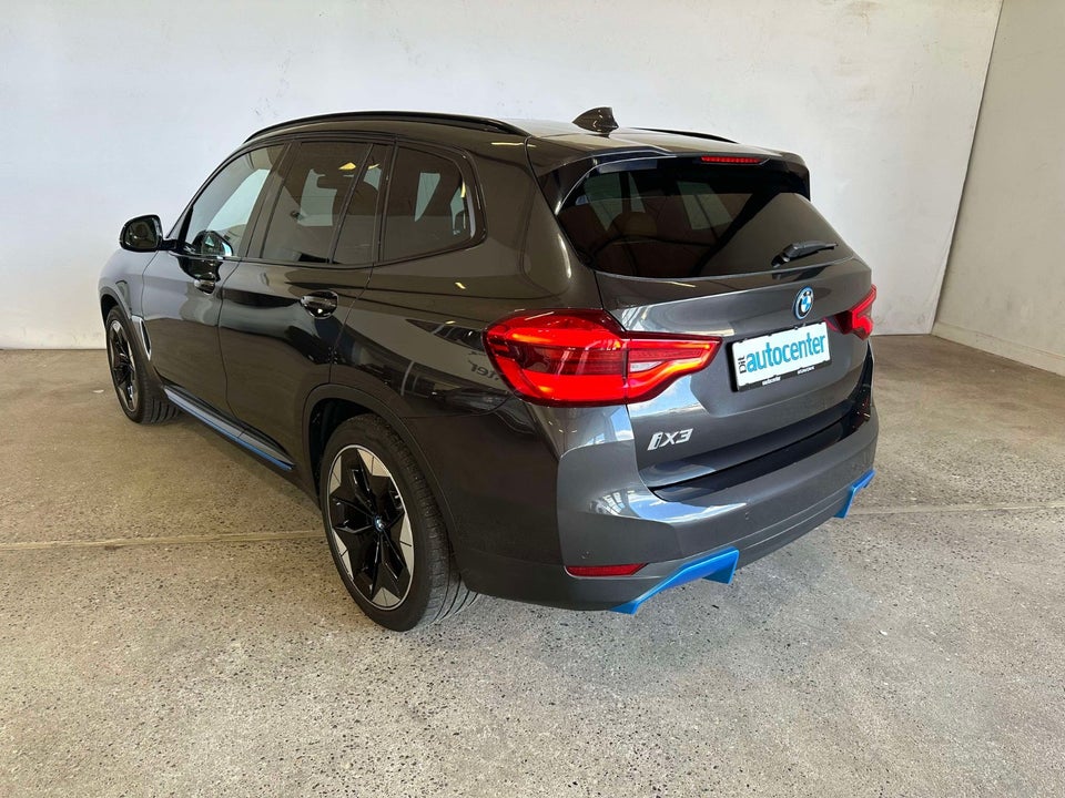 BMW iX3 Charged Impressive 5d