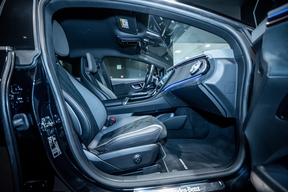 Mercedes EQE350 AMG Edition 4d
