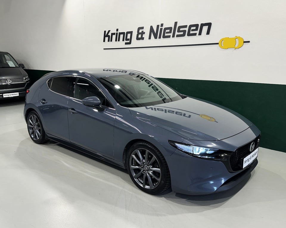 Mazda 3 2,0 SkyActiv-G 122 Cosmo aut. 5d