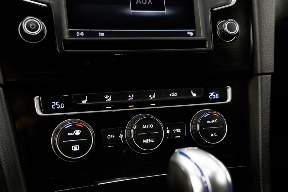 VW Golf VII 1,4 GTE DSG 5d