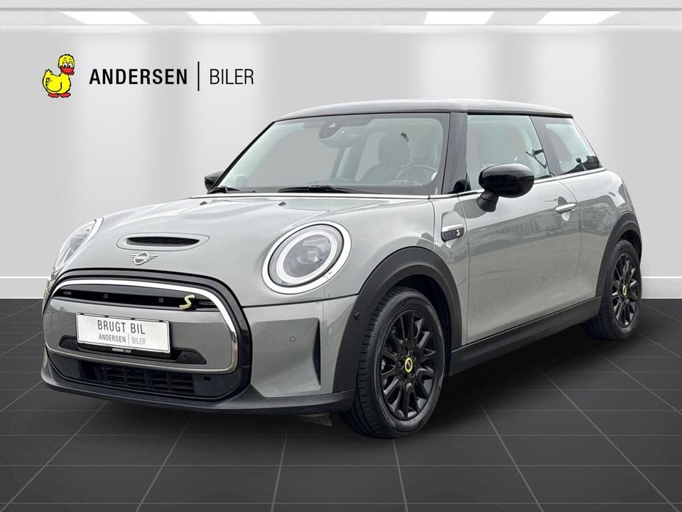 MINI Cooper SE Essential 3d