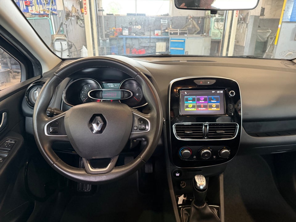 Renault Clio IV 1,5 dCi 90 Zen Sport Tourer 5d