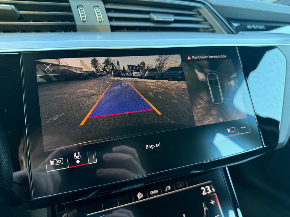 Audi e-tron 55 S-line quattro 5d