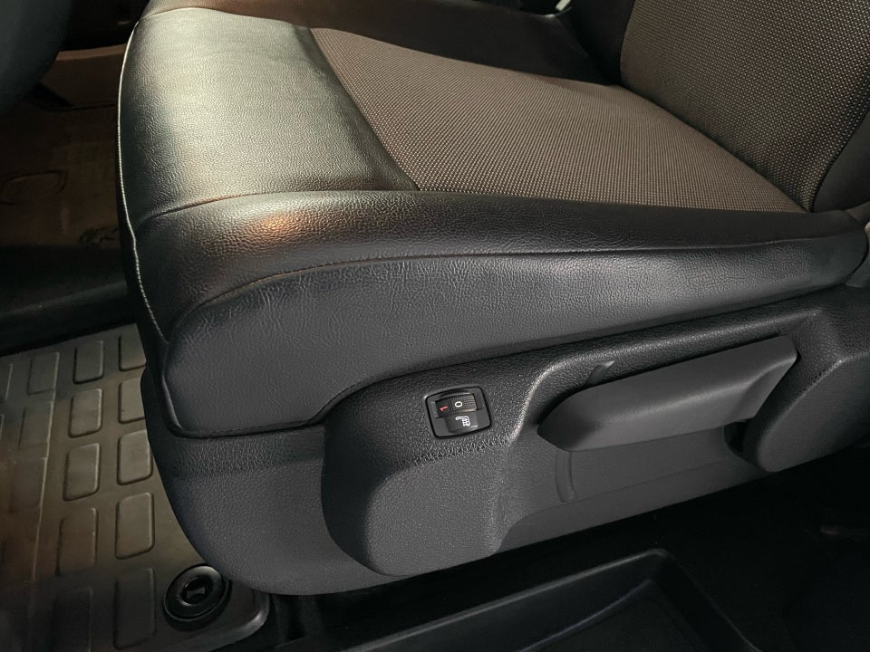 Peugeot Expert 2,0 BlueHDi 120 L2 Premium Van