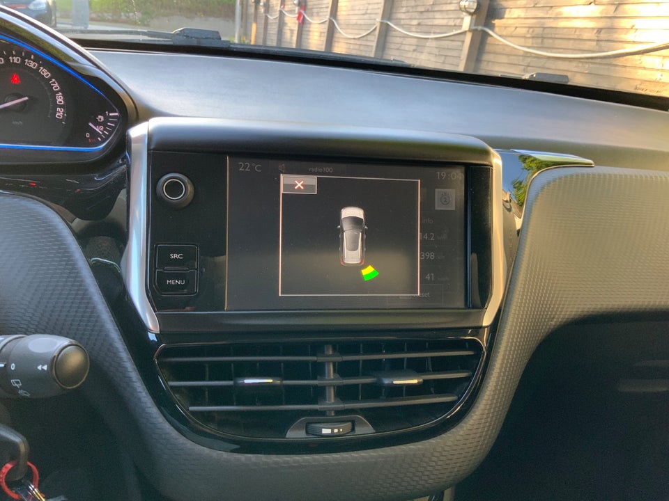 Peugeot 2008 1,2 VTi 82 Allure 5d