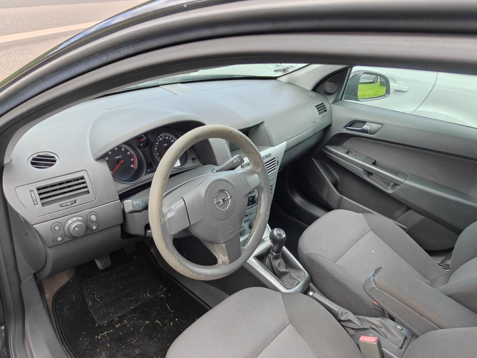 Opel Astra 1,6 16V 115 Classic Wagon 5d