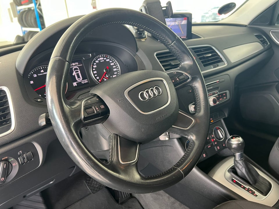 Audi Q3 1,4 TFSi 150 S-tr. 5d