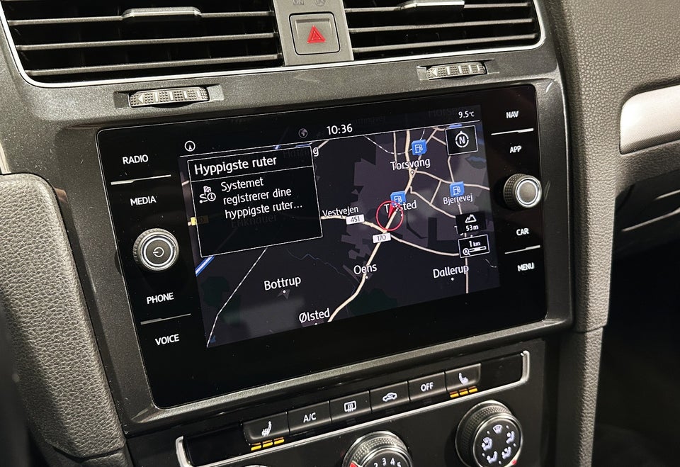 VW Golf VII 1,6 TDi 115 Trendline Variant 5d