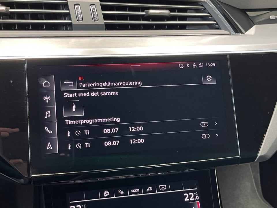 Audi Q8 e-tron 55 S-line quattro 5d