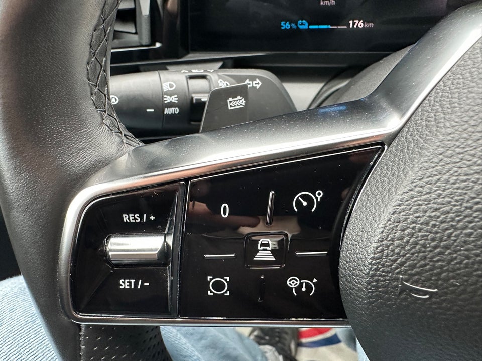 Renault Megane E-Tech 60 Techno 5d