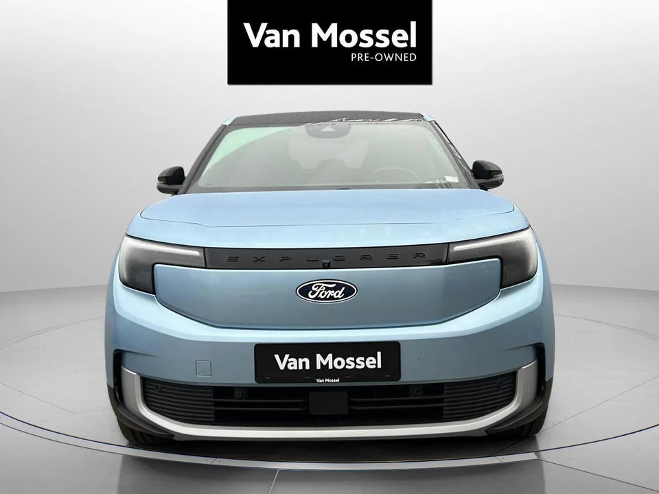 Ford Explorer 84 Premium Extended Range AWD 5d