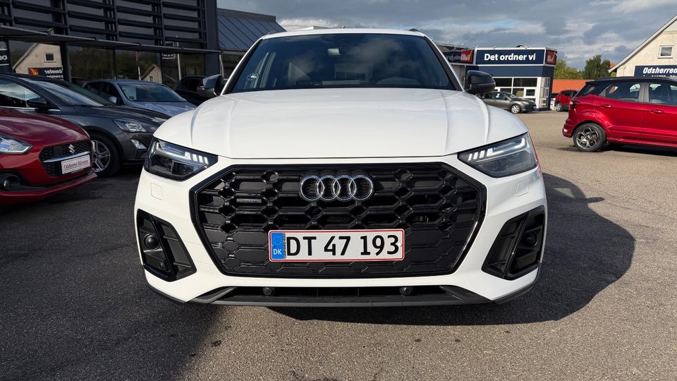 Audi Q5 40 TDi S-line Midnight Edition quattro S-tr. 5d
