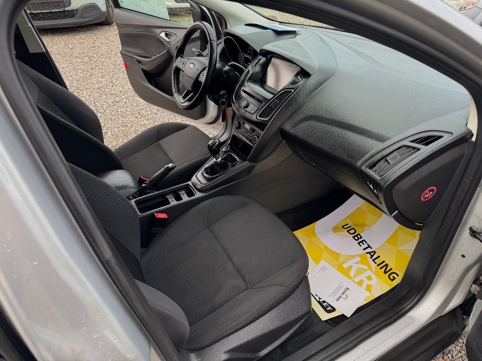 Ford Focus 1,0 SCTi 125 Business stc. 5d