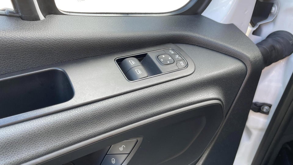 Mercedes Sprinter 215 2,0 CDi A2 Kassevogn aut. FWD