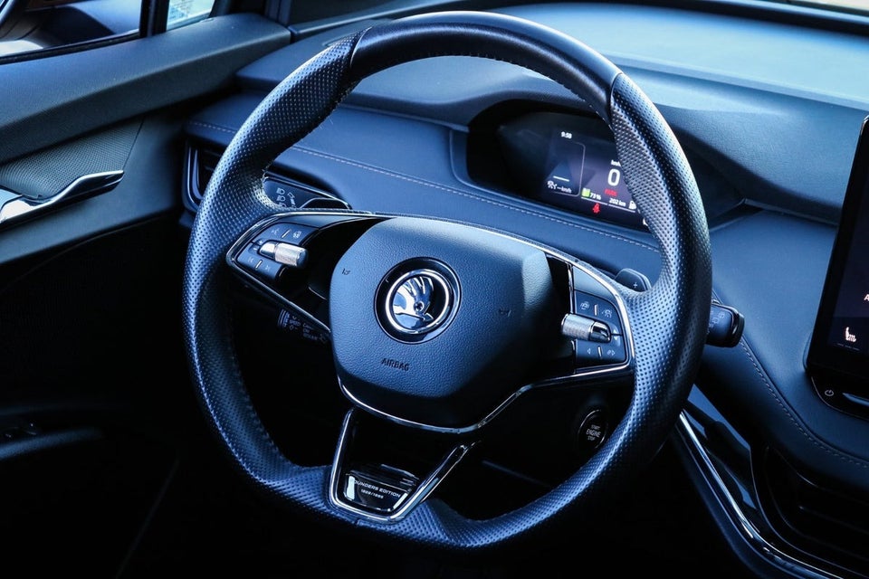 Skoda Enyaq 80x iV Founders Edition 5d