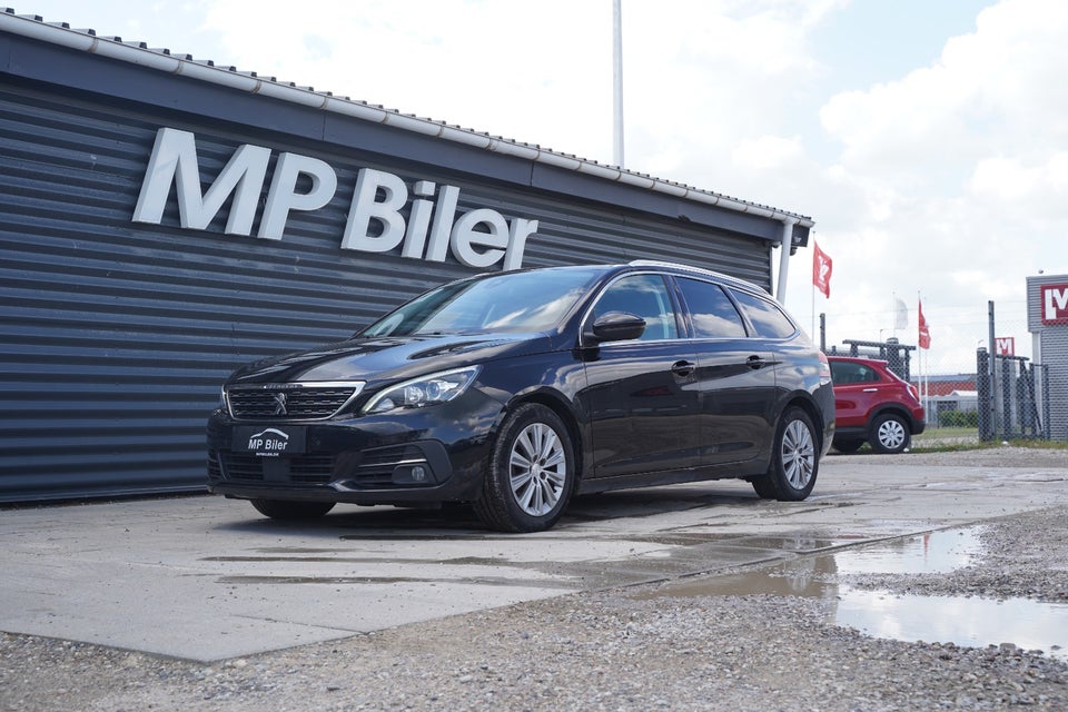 Peugeot 308 1,5 BlueHDi 130 Allure+ Sky SW 5d