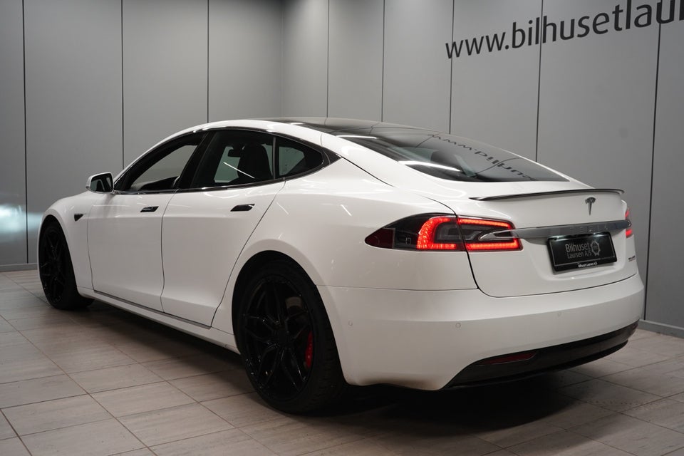 Tesla Model S Ludicrous Performance AWD 5d