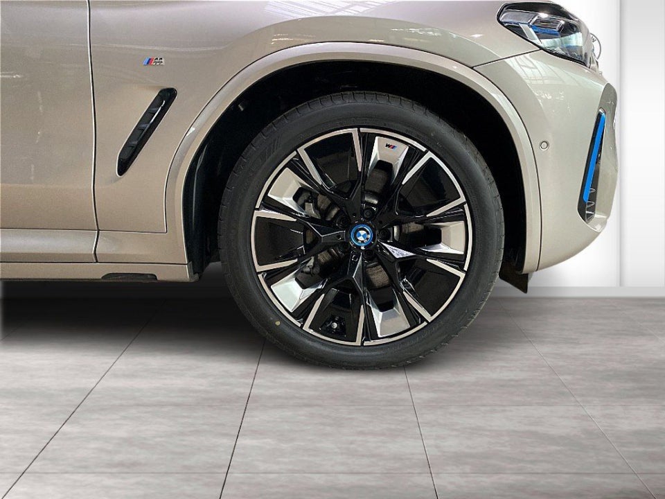 BMW iX3 Charged Plus M-Sport 5d