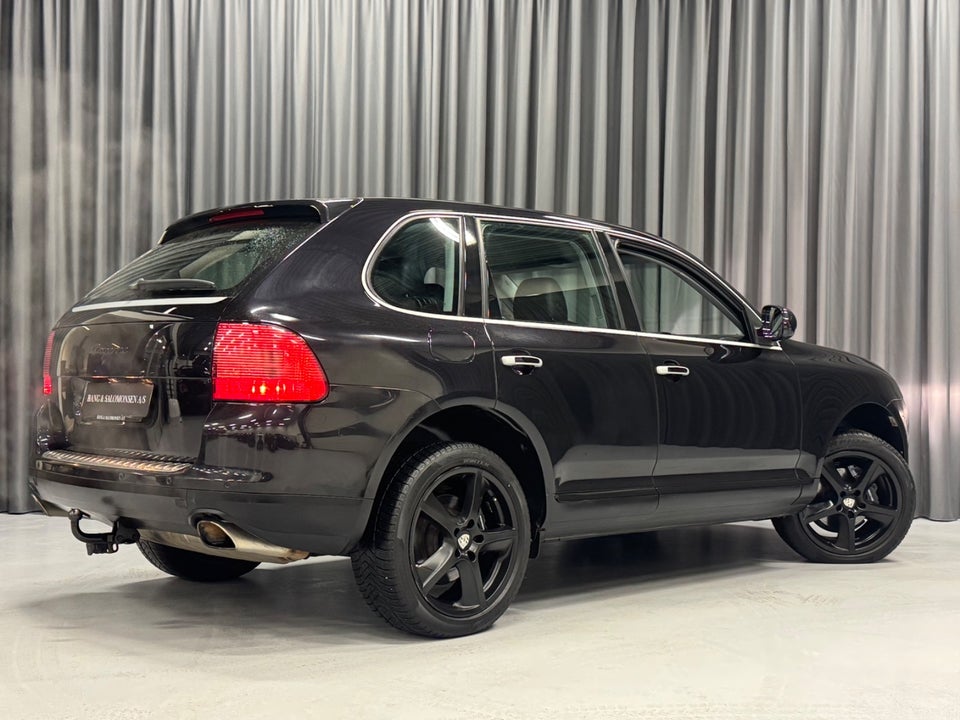 Porsche Cayenne 3,2 Tiptr. 5d