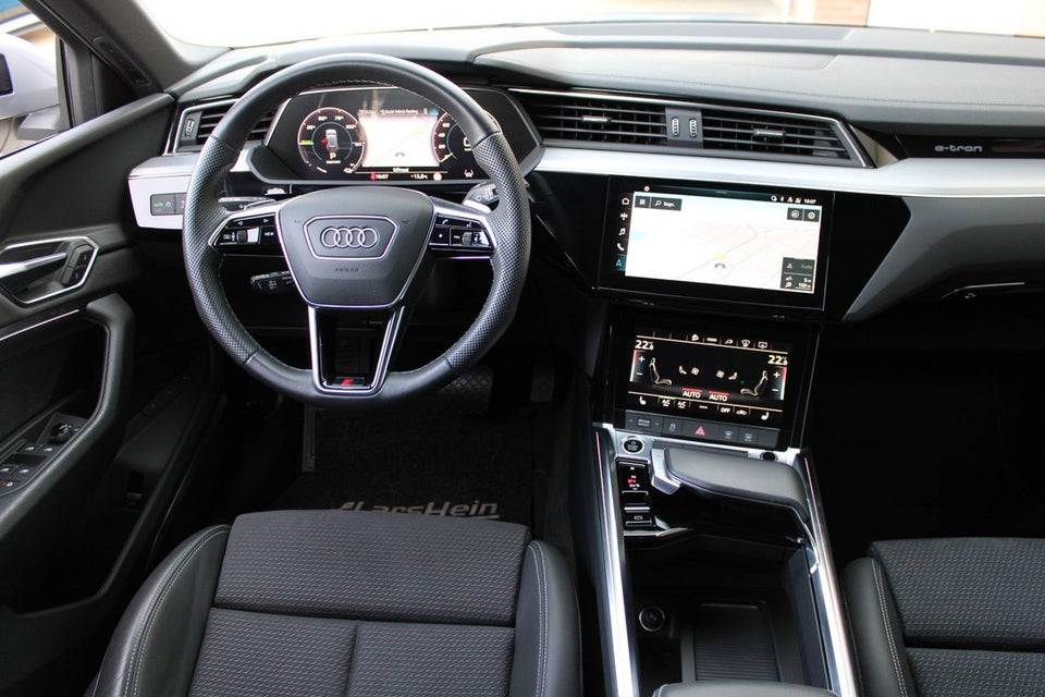 Audi e-tron 55 S-line quattro 5d