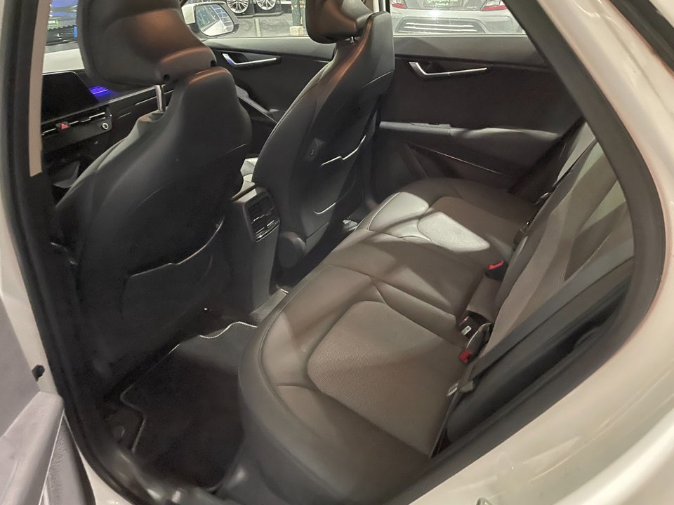 Kia Niro 64 EV Vision 5d