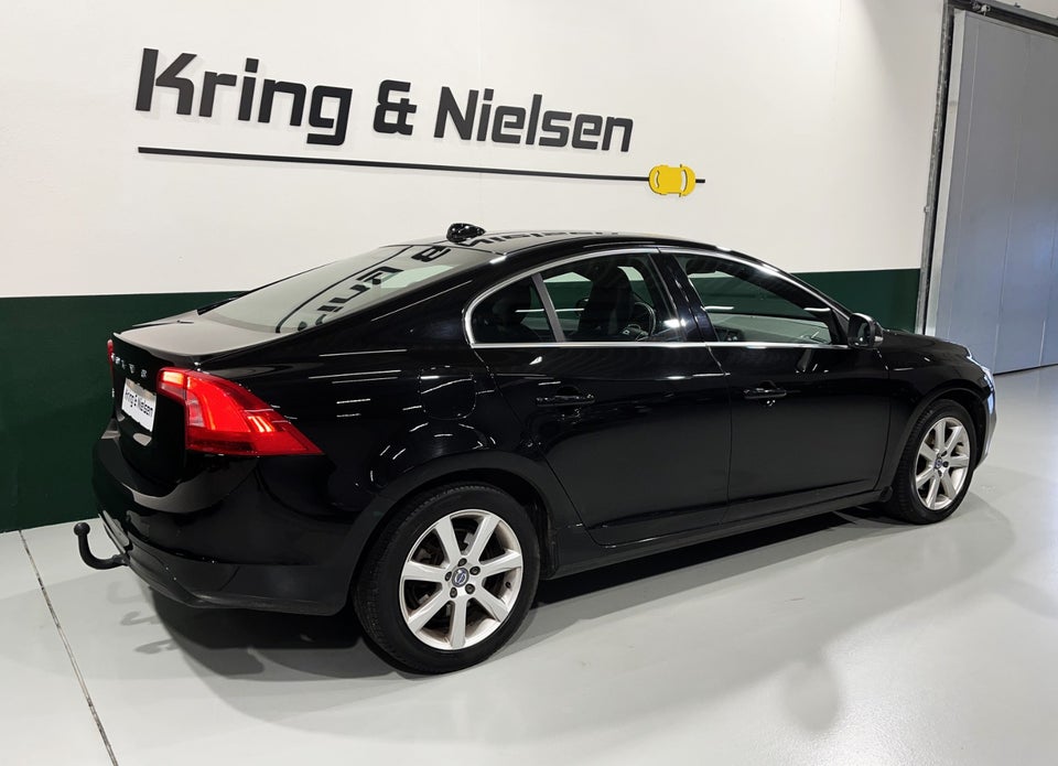 Volvo S60 2,0 D3 150 Momentum 4d