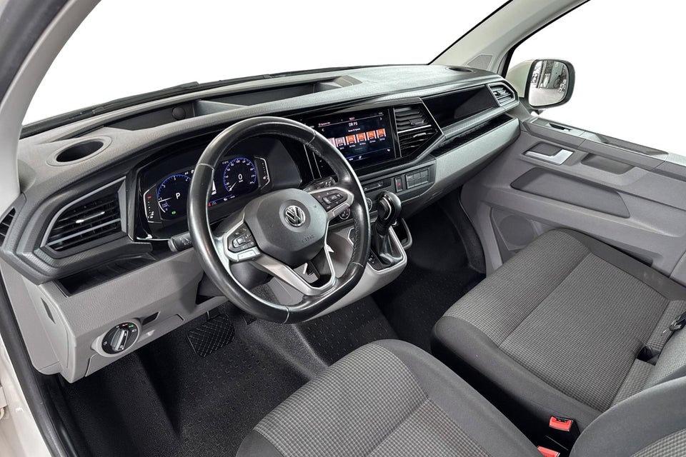 VW Transporter 2,0 TDi 199 Kassevogn DSG kort